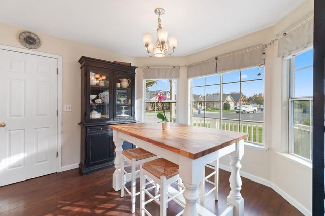 3150 N Madison Way, Hanford, CA 93230