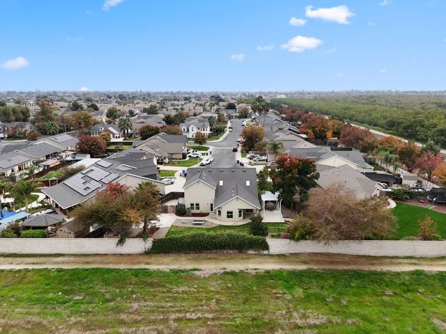 3150 N Madison Way, Hanford, CA 93230