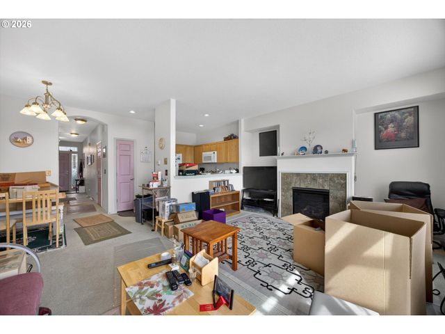 2242 Nw 168TH Pl, Beaverton, OR 97006