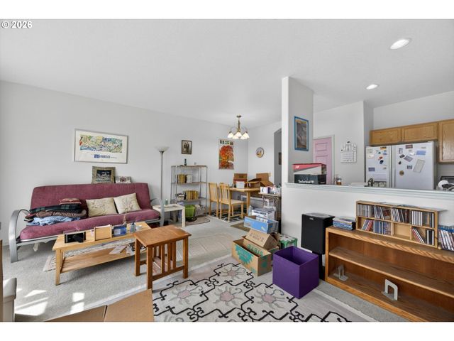 2242 Nw 168TH Pl, Beaverton, OR 97006