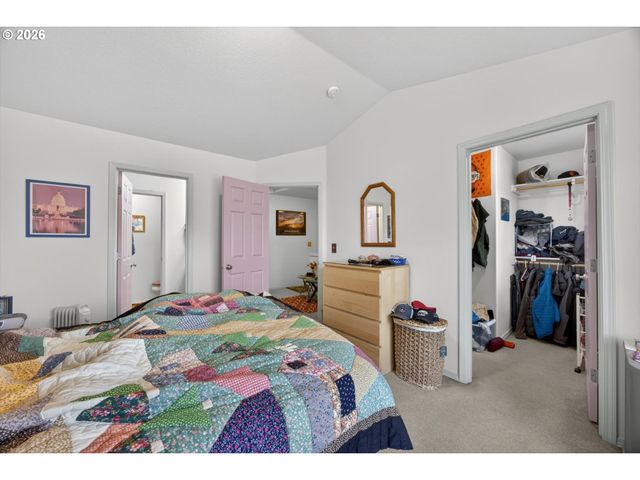 2242 Nw 168TH Pl, Beaverton, OR 97006