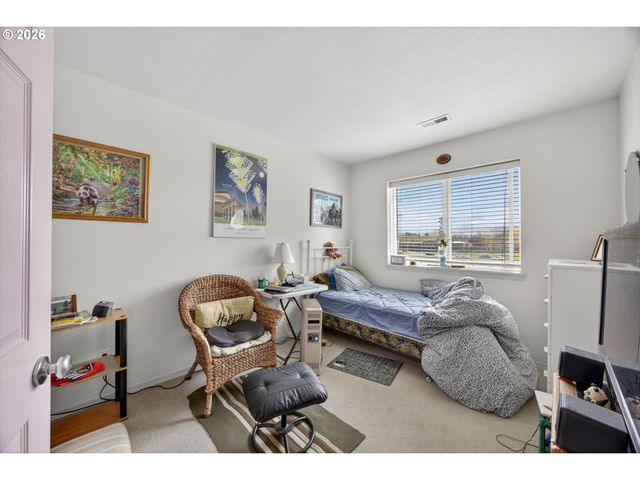2242 Nw 168TH Pl, Beaverton, OR 97006