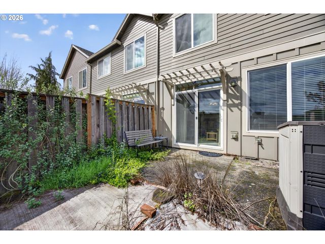2242 Nw 168TH Pl, Beaverton, OR 97006