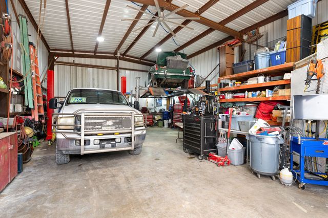 1110 Hampshire Drive, Waxahachie, TX 75165