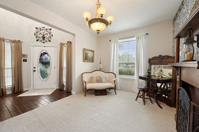 1110 Hampshire Drive, Waxahachie, TX 75165