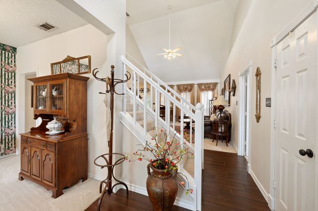 1110 Hampshire Drive, Waxahachie, TX 75165