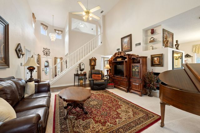 1110 Hampshire Drive, Waxahachie, TX 75165