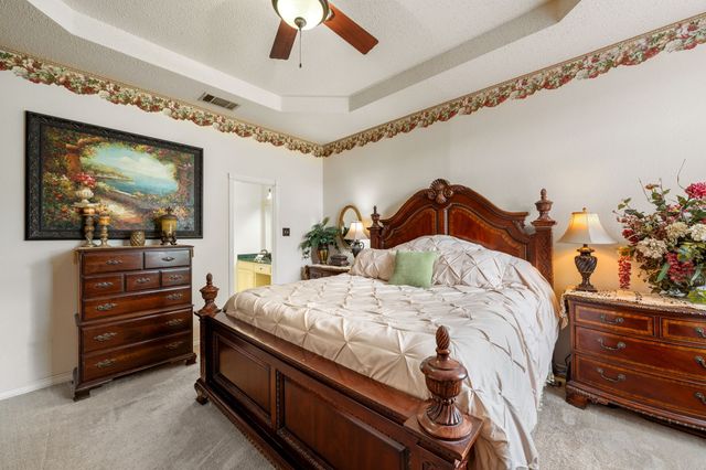 1110 Hampshire Drive, Waxahachie, TX 75165