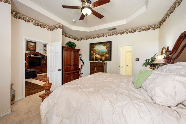 1110 Hampshire Drive, Waxahachie, TX 75165