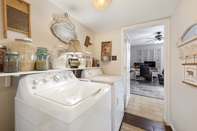 1110 Hampshire Drive, Waxahachie, TX 75165