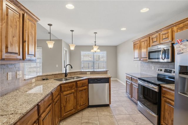 12503 Barranger Drive, Farmington, AR 72730