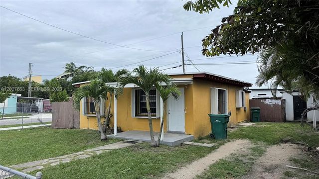544 NW 10th Street, Florida City, FL 33034