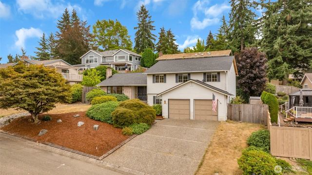 15307 SE 43rd Place, Bellevue, WA 98006