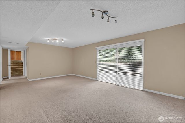 15307 SE 43rd Place, Bellevue, WA 98006