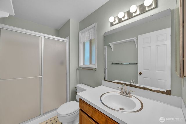 15307 SE 43rd Place, Bellevue, WA 98006