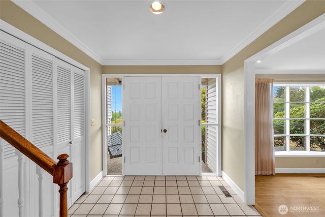 15307 SE 43rd Place, Bellevue, WA 98006