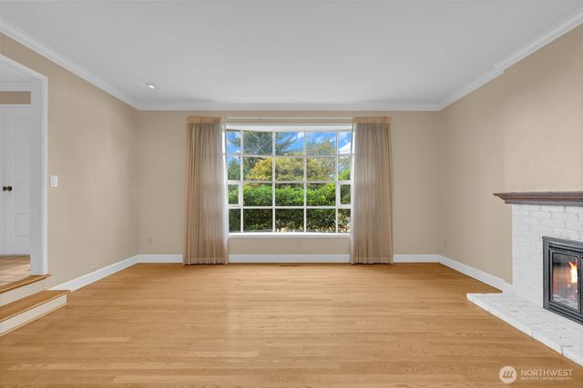 15307 SE 43rd Place, Bellevue, WA 98006