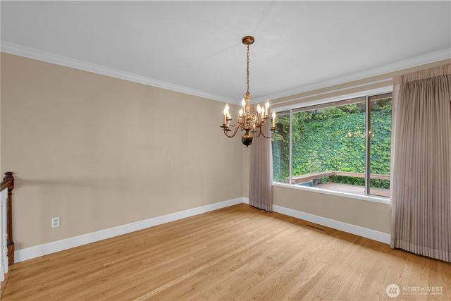 15307 SE 43rd Place, Bellevue, WA 98006