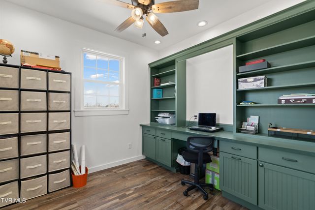 811 Grassy Creek Road, Greeneville, TN 37743