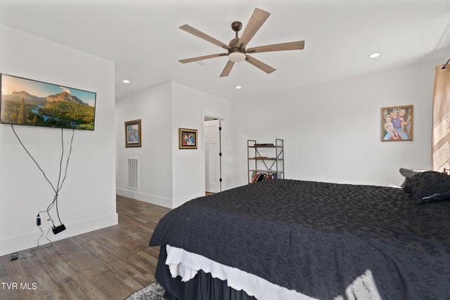 811 Grassy Creek Road, Greeneville, TN 37743