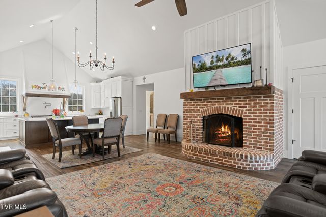 811 Grassy Creek Road, Greeneville, TN 37743