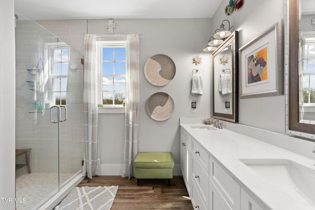 811 Grassy Creek Road, Greeneville, TN 37743