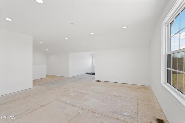 811 Grassy Creek Road, Greeneville, TN 37743