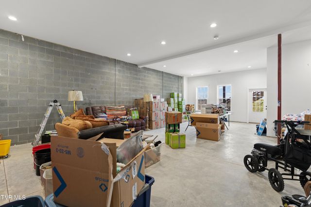 811 Grassy Creek Road, Greeneville, TN 37743