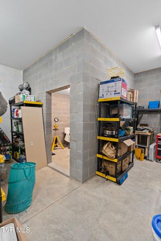 811 Grassy Creek Road, Greeneville, TN 37743