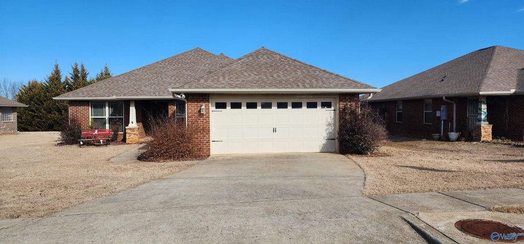29831 Crockett Run Lane, Harvest, AL 35749