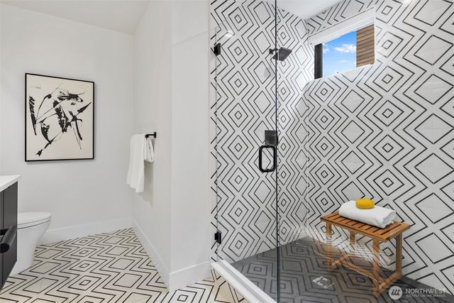 4605 108th Avenue NE, Kirkland, WA 98033