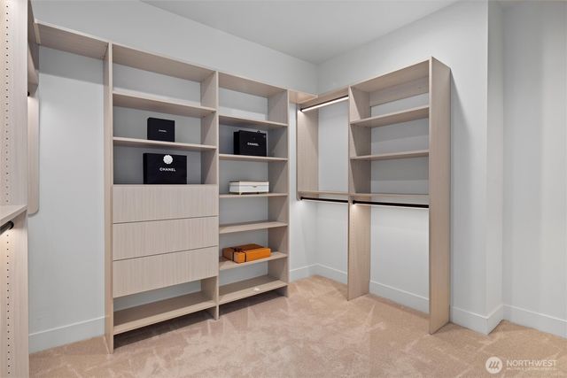 4605 108th Avenue NE, Kirkland, WA 98033