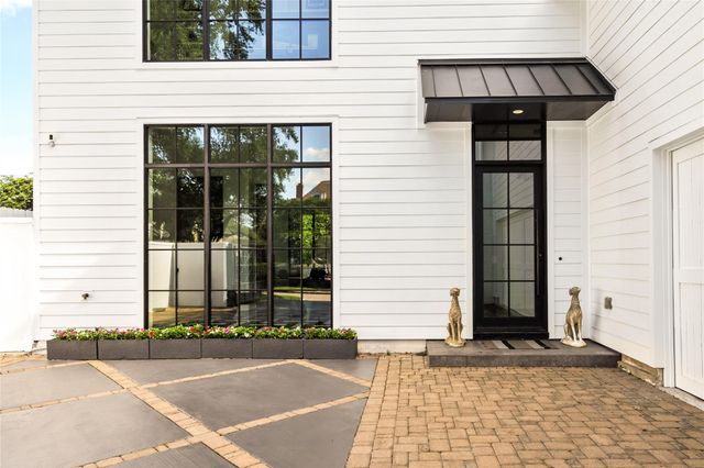 3835 Olympia Drive, Houston, TX 77019