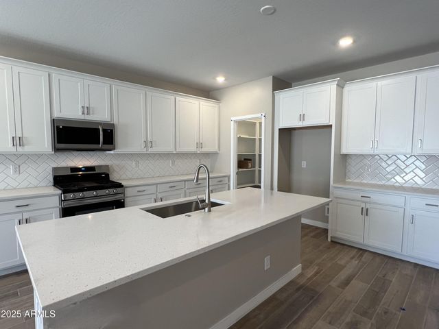 17488 W FULTON Street, Goodyear, AZ 85338