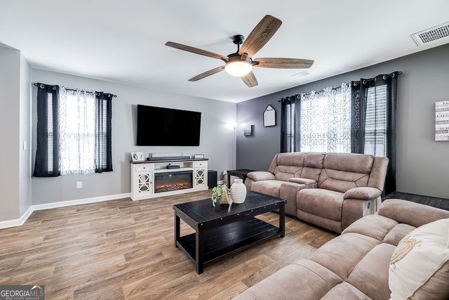 247 Caribbean Village Drive, Guyton, GA 31312