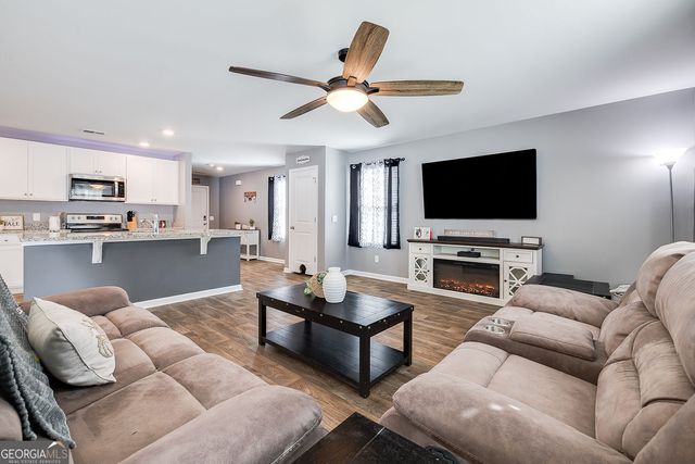 247 Caribbean Village Drive, Guyton, GA 31312