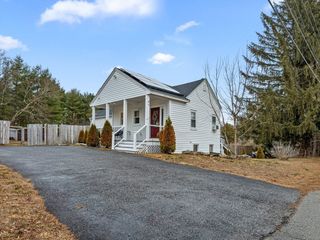 3 New Fitchburg Rd, Townsend, MA 01474