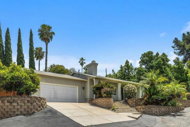 4423 Avocado Blvd, La Mesa, CA 91941