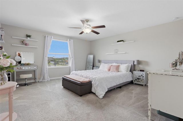 5052 WHITE CHICORY DRIVE, Apollo Beach, FL 33572