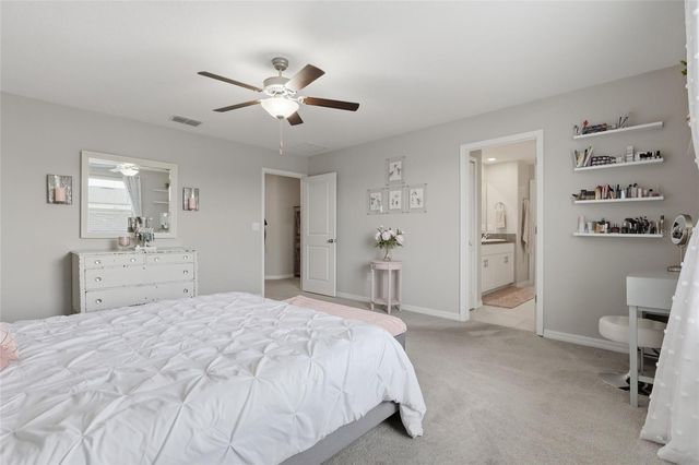 5052 WHITE CHICORY DRIVE, Apollo Beach, FL 33572