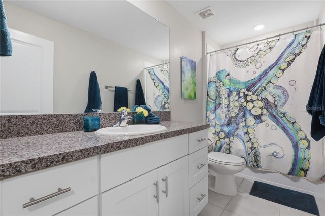5052 WHITE CHICORY DRIVE, Apollo Beach, FL 33572