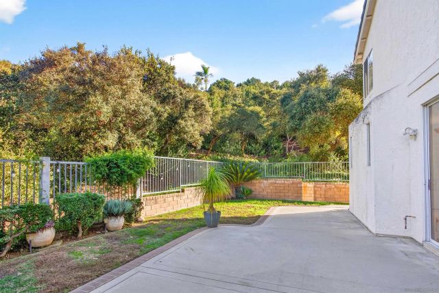 11911 Dapple Way, San Diego, CA 92128