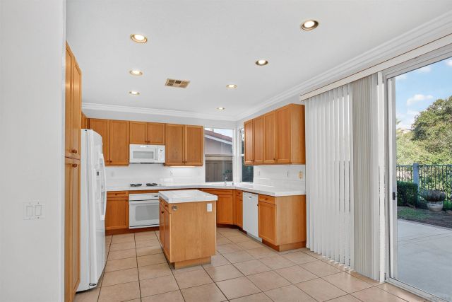 11911 Dapple Way, San Diego, CA 92128