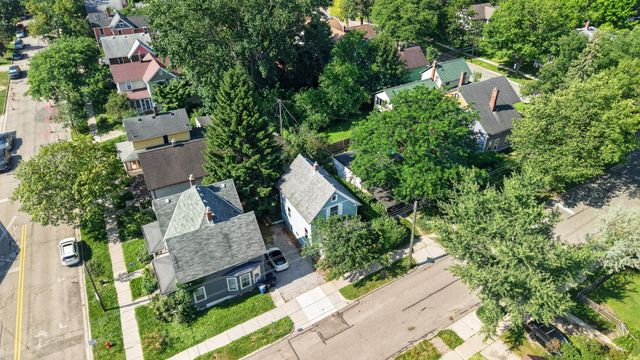 207 W Jefferson Street, Ann Arbor, MI 48103