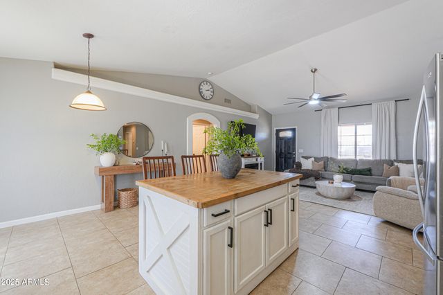 15171 S AMADO Boulevard, Arizona City, AZ 85123