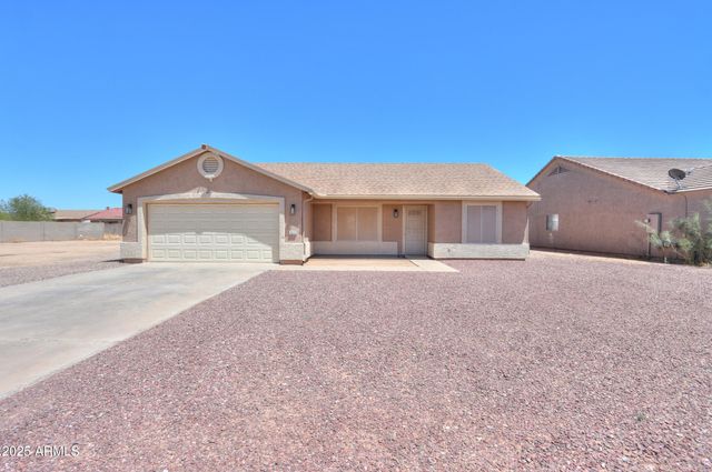 15171 S AMADO Boulevard, Arizona City, AZ 85123