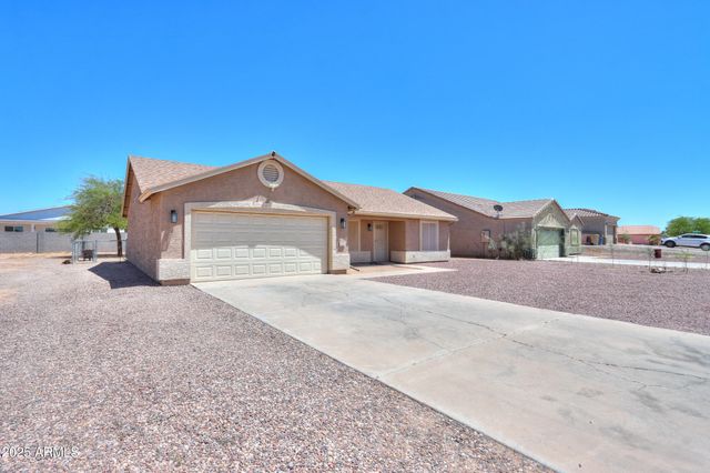 15171 S AMADO Boulevard, Arizona City, AZ 85123