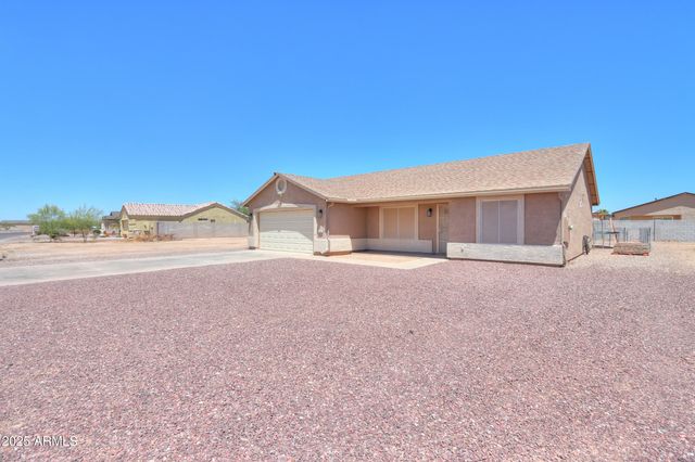 15171 S AMADO Boulevard, Arizona City, AZ 85123