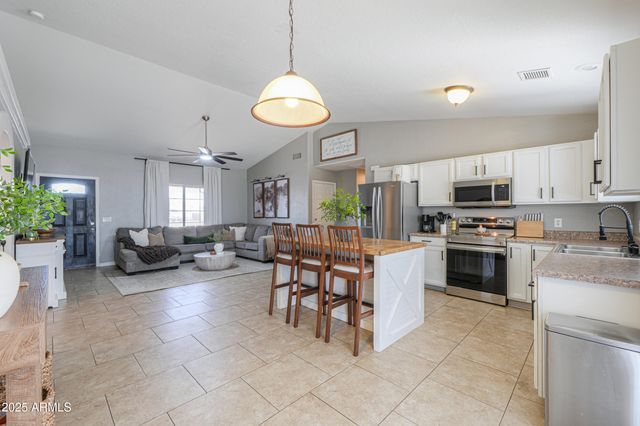 15171 S AMADO Boulevard, Arizona City, AZ 85123