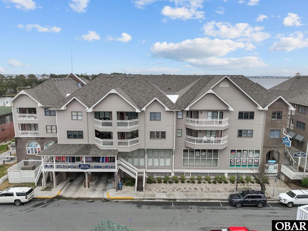 Image 1 of property listing at 207 Queen Elizabeth Avenue Unit 17, Manteo, NC 27954